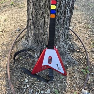 TAC FLYING V WIRELESS GUITAR CONTROLLER FOR PS2